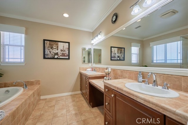 Detail Gallery Image 39 of 54 For 14508 Meadowbrook Ln, Corona,  CA 92880 - 4 Beds | 2/1 Baths