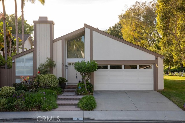 Detail Gallery Image 4 of 38 For 42 Almond Tree Ln, Irvine,  CA 92612 - 3 Beds | 2 Baths