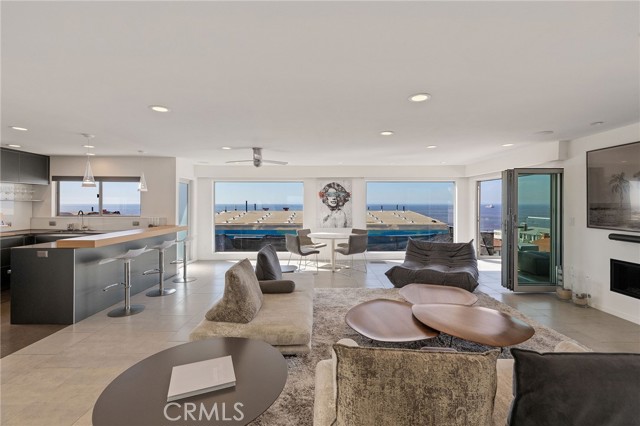 232 32nd Place, Manhattan Beach CA: https://media.crmls.org/medias/7464ada3-2ca2-406f-b8a8-6c0d875db560.jpg