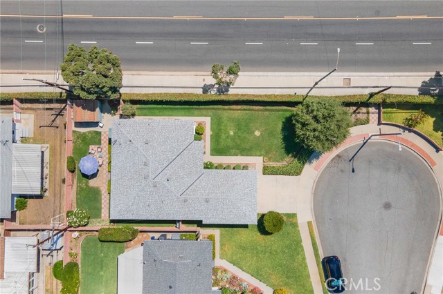 6345 Bigelow Street, Lakewood CA: https://media.crmls.org/medias/7465177c-52de-41c4-8490-39b2b79b1279.jpg