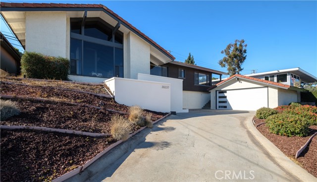 30237 Kingsridge Drive, Rancho Palos Verdes, California 90275, 3 Bedrooms Bedrooms, ,2 BathroomsBathrooms,Residential,For Sale,Kingsridge,SB24220696