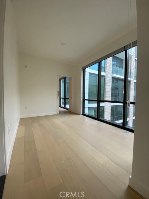 Detail Gallery Image 2 of 26 For 400 S Broadway #1014,  Los Angeles,  CA 90013 - 1 Beds | 1 Baths