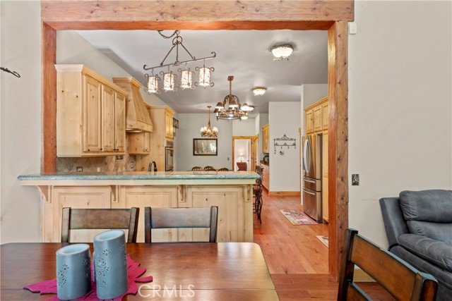 Detail Gallery Image 15 of 38 For 1034 Teakwood, Lake Arrowhead,  CA 92352 - 4 Beds | 3 Baths