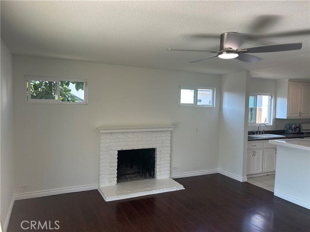 15911 Quartz Street, Westminster CA: https://media.crmls.org/medias/74675dd3-351f-4447-baee-bf256dfa7597.jpg