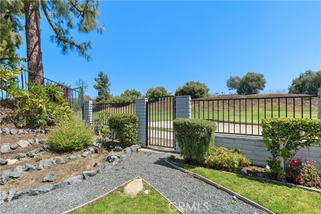Detail Gallery Image 11 of 36 For 2704 via Montezuma, San Clemente,  CA 92672 - 4 Beds | 2 Baths