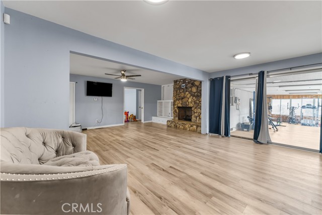 Detail Gallery Image 13 of 33 For 5818 Sycamore, Rialto,  CA 92377 - 3 Beds | 2/1 Baths