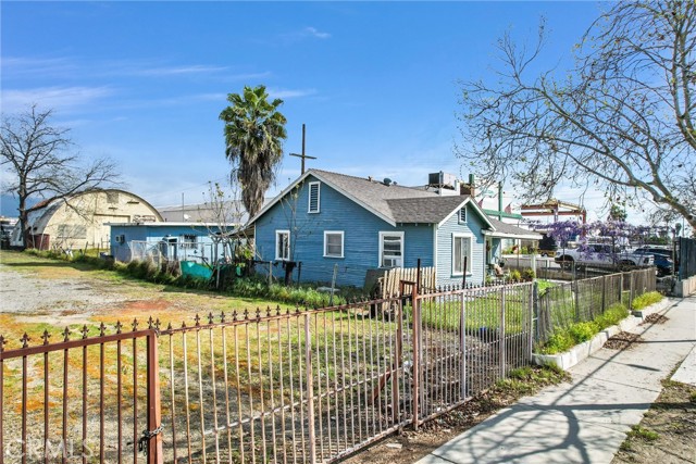 Image 1 of 12 For 1491 Mission Boulevard