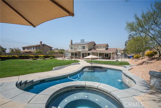 5205 Gallo Court, Rancho Cucamonga CA: https://media.crmls.org/medias/746ab563-c575-4efb-a327-1e193c96dc78.jpg