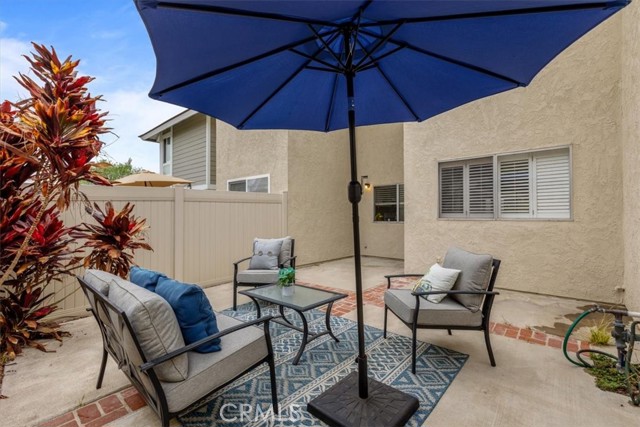 Detail Gallery Image 12 of 27 For 85 Oval Rd #3,  Irvine,  CA 92604 - 2 Beds | 2 Baths