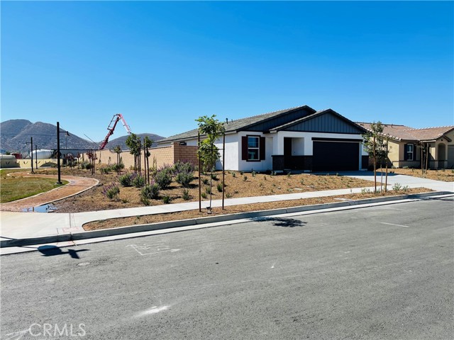 Detail Gallery Image 1 of 38 For 5043 Belle Way, Hemet,  CA 92545 - 3 Beds | 2 Baths