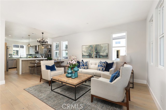 Detail Gallery Image 9 of 63 For 5 Turnberry Ln, Phillips Ranch,  CA 91766 - 3 Beds | 3 Baths