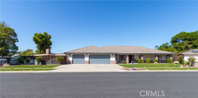 Detail Gallery Image 1 of 1 For 1425 Riverview Dr, Madera,  CA 93637 - 3 Beds | 2/1 Baths