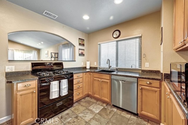 2272 Oakdale Circle photo 6