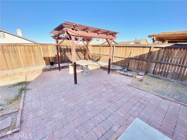 Detail Gallery Image 15 of 31 For 11720 Trailwood St, Victorville,  CA 92392 - 4 Beds | 2 Baths