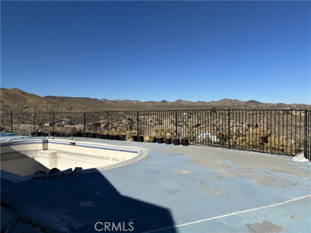 Detail Gallery Image 8 of 16 For 55522 Chaparral, Yucca Valley,  CA 92284 - 3 Beds | 2 Baths