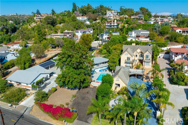 12852 Fairhaven, Santa Ana CA: https://media.crmls.org/medias/746f0a63-f10b-4b09-b521-0b40fa2f881b.jpg