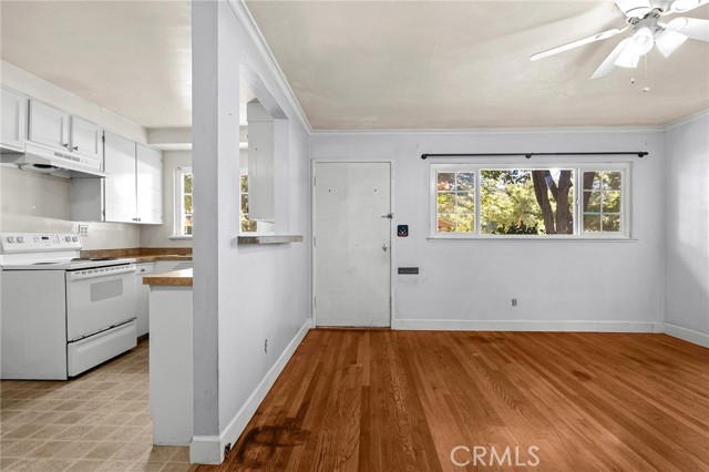 752 E 6th Street, Chico CA: https://media.crmls.org/medias/74706d0f-ae57-4099-a57f-457f44bb58f2.jpg