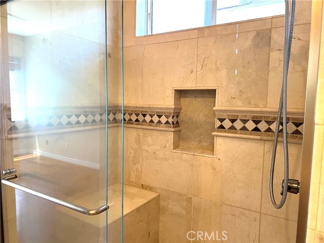 Detail Gallery Image 14 of 18 For 13609 Netto Ridge Ct, La Mirada,  CA 90638 - 3 Beds | 3 Baths