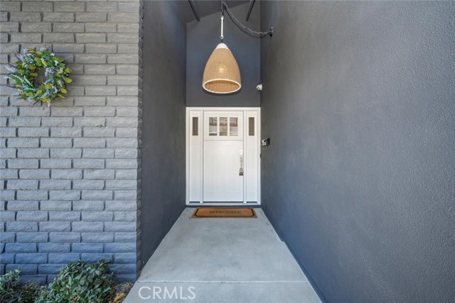 Detail Gallery Image 5 of 52 For 7915 E Berner St, Long Beach,  CA 90808 - 4 Beds | 2 Baths