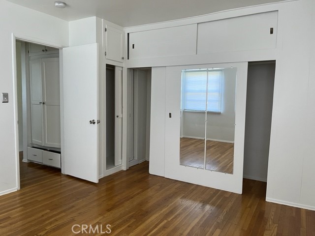10856 Camarillo Street, Toluca Lake CA: https://media.crmls.org/medias/747237e0-05a1-4648-9105-b291781d34c4.jpg