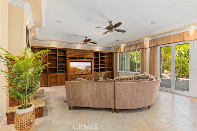 Detail Gallery Image 21 of 68 For 22928 San Joaquin, Canyon Lake,  CA 92587 - 4 Beds | 4/2 Baths