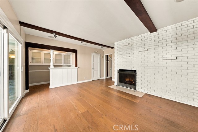 13047 Magnolia Boulevard photo 23