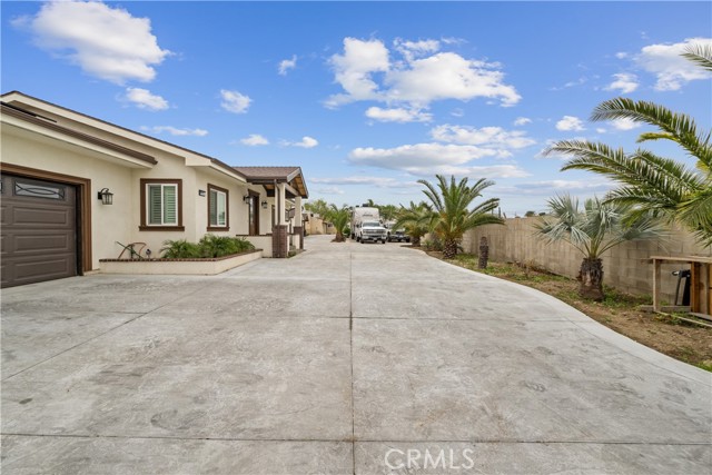 9614 Cypress Avenue, Fontana CA: https://media.crmls.org/medias/7472e07b-0c44-4e98-8aa7-d35ca4dac2c6.jpg