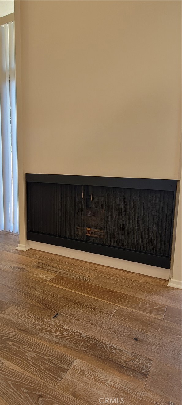 4251 W Sarah Street, Burbank CA: https://media.crmls.org/medias/7473a6eb-57d0-490b-b8dd-74967f5c919f.jpg
