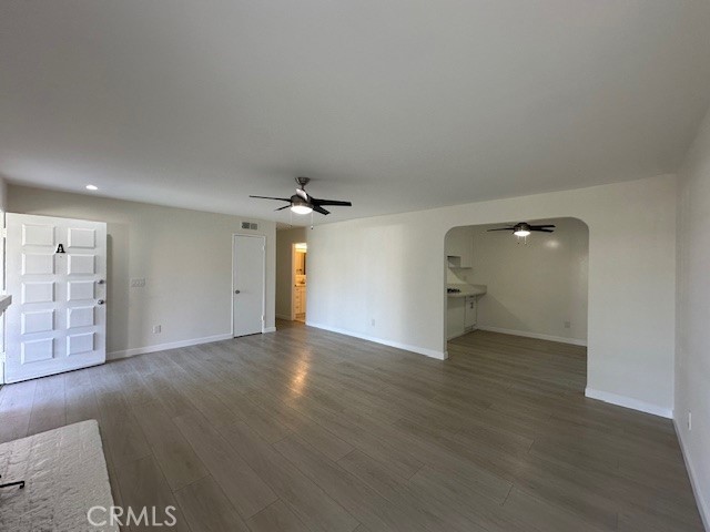 Detail Gallery Image 11 of 30 For 17061 Grove Cir a,  Huntington Beach,  CA 92647 - 3 Beds | 2 Baths