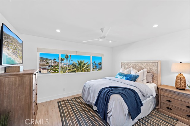 Detail Gallery Image 14 of 41 For 51 Blue Lagoon, Laguna Beach,  CA 92651 - 3 Beds | 3 Baths