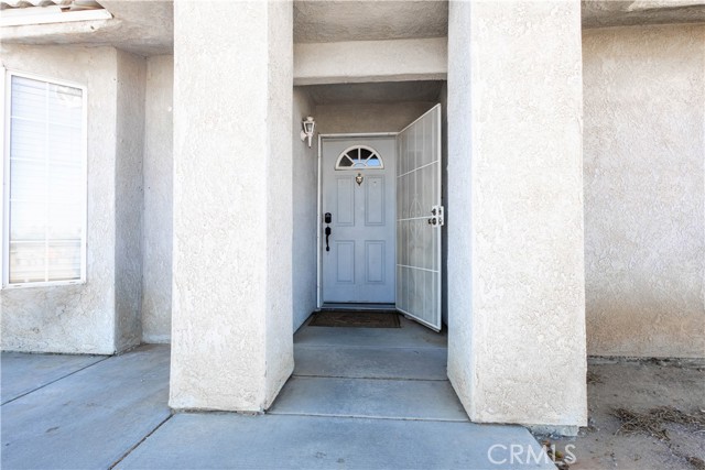 Detail Gallery Image 5 of 31 For 7415 La Mesa Rd, Phelan,  CA 92371 - 3 Beds | 2 Baths