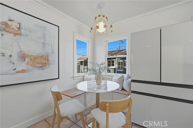 Image 13 of 50 For 3327 Hollydale Dr.