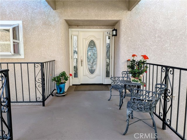Detail Gallery Image 2 of 35 For 5499 Paseo Del Lago 3c,  Laguna Woods,  CA 92637 - 3 Beds | 2 Baths