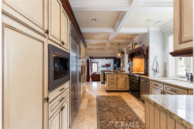 Detail Gallery Image 20 of 70 For 4225 Myrtle Ave, Long Beach,  CA 90807 - 5 Beds | 3/1 Baths