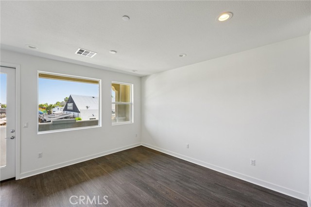 Detail Gallery Image 21 of 37 For 119 N First Ave, Upland,  CA 91786 - 3 Beds | 3/1 Baths