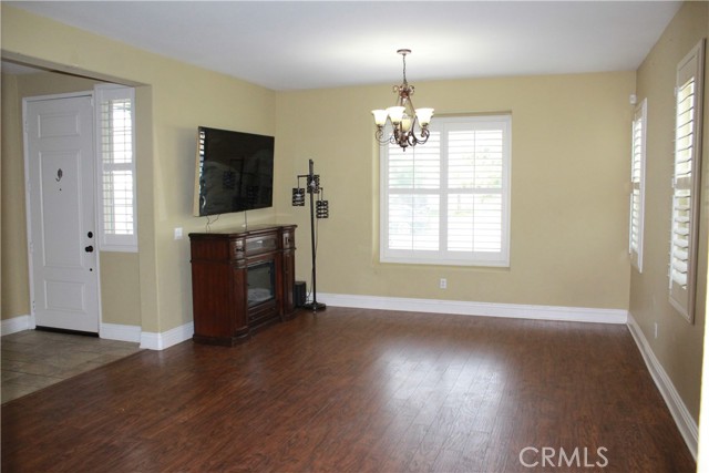 Detail Gallery Image 9 of 21 For 278 Overleaf Way, San Jacinto,  CA 92582 - 5 Beds | 4 Baths