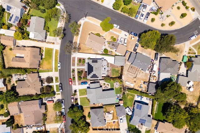 4513 E Cervato Street, Long Beach CA: https://media.crmls.org/medias/7478663b-ce9c-4f40-8a06-72e70e47f371.jpg