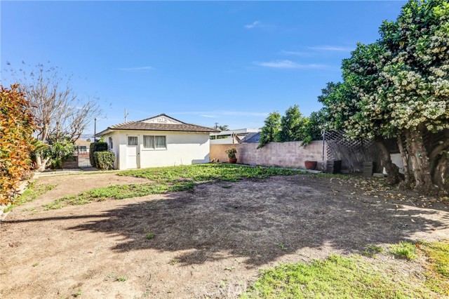 Detail Gallery Image 23 of 32 For 626 S Donna Beth, West Covina,  CA 91791 - 2 Beds | 1/1 Baths