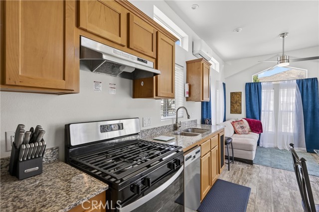 Detail Gallery Image 8 of 25 For 910 Deerwood, San Jacinto,  CA 92583 - 1 Beds | 1 Baths