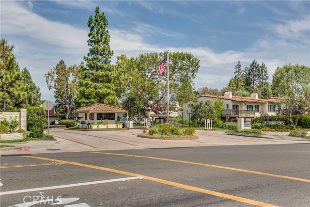 37 Aspen Way, Rolling Hills Estates, California 90274, 2 Bedrooms Bedrooms, ,2 BathroomsBathrooms,Residential,Sold,Aspen,PV23025170