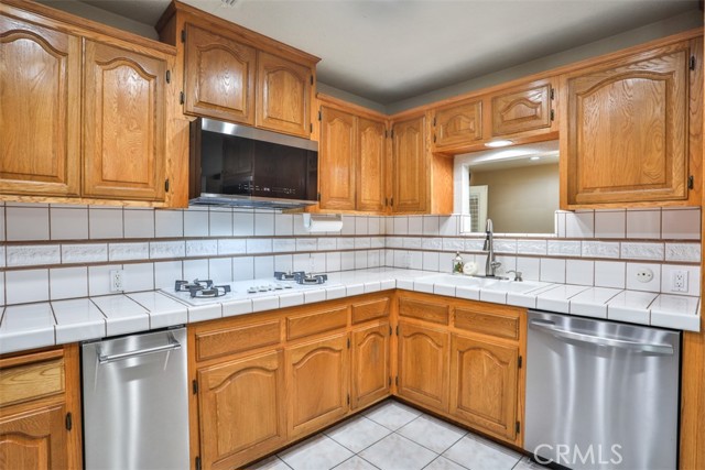 Detail Gallery Image 14 of 57 For 4909 N Glen Arden, Covina,  CA 91724 - 4 Beds | 2 Baths