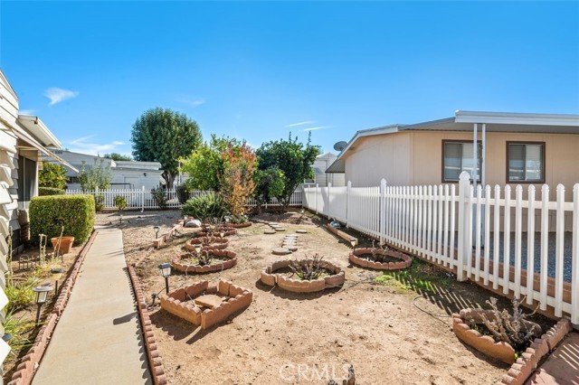 Low-maintenance garden area