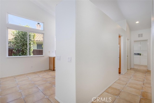 Image 16 of 61 For 24563 Calle Perla