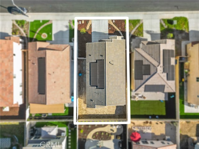 Detail Gallery Image 4 of 46 For 30555 Draco, Winchester,  CA 92596 - 5 Beds | 3 Baths