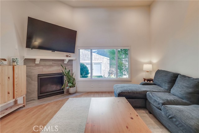 Detail Gallery Image 11 of 73 For 609 Meyer Ln #11,  Redondo Beach,  CA 90278 - 2 Beds | 1/1 Baths