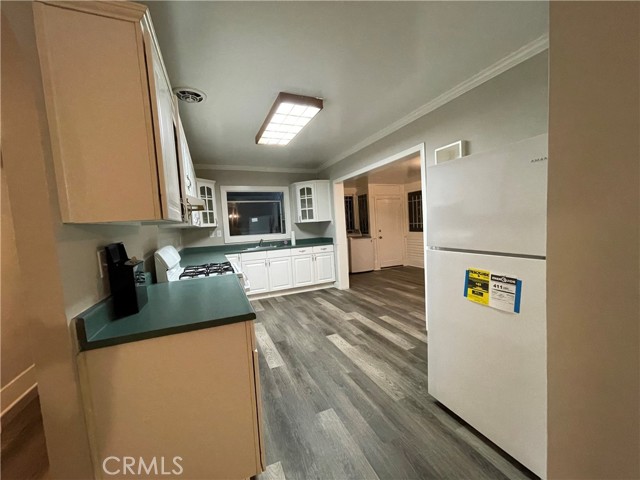 210 North Berendo Street photo 9