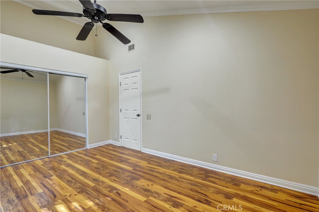 MLS #OC25245187 image #16