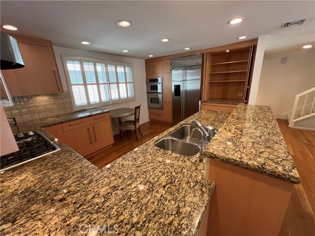 13237 Fiji Way, B photo 8