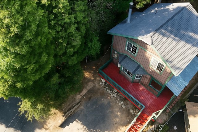 23690 Hillside Drive, Crestline CA: https://media.crmls.org/medias/747d782a-1ee1-4dff-9076-59c0947a5c49.jpg