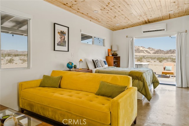 79124 Valle Vista Road, 29 Palms CA: https://media.crmls.org/medias/747dad58-4b5a-4939-b102-85ecfdce56e6.jpg